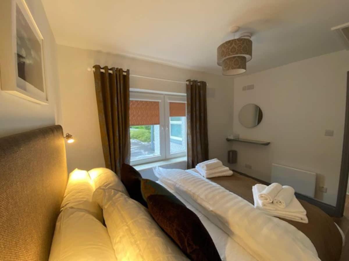 Location Location - Gorgeous 3 Bed Apartment In Killarney Luaran gambar