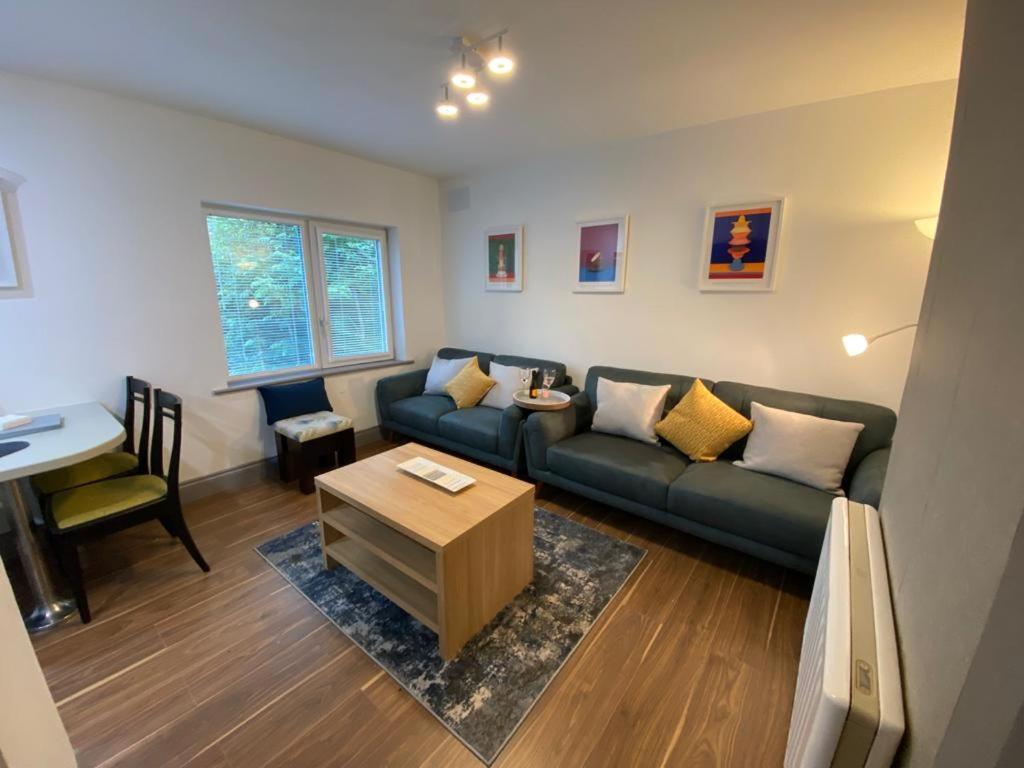 Location Location - Gorgeous 3 Bed Apartment In Killarney Luaran gambar